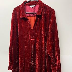 John Mark 2x Red Velvet Collared Top